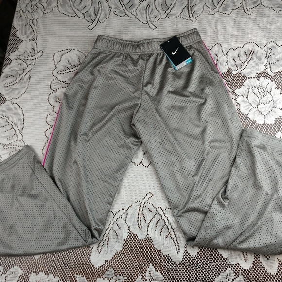 Nike Dri Fit Joggers NWT - Picture 5 of 5